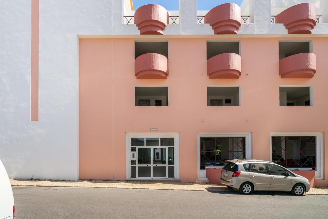 Praia Da Rocha, Vila Rosa, T1, Piscinas, Parqueamento E Internet By Ig Portimao Exterior photo