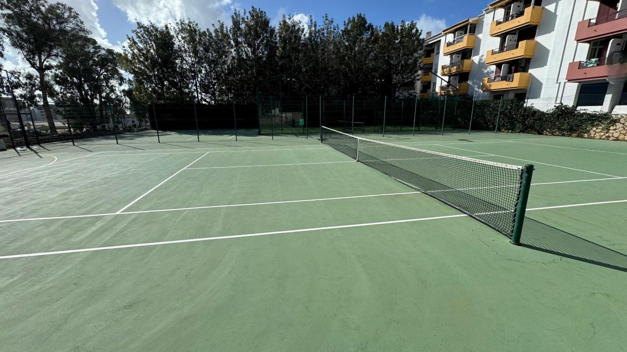 Praia Da Rocha, Vila Rosa, T1, Piscinas, Parqueamento E Internet By Ig Portimao Exterior photo